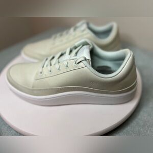 Allbirds Women’s Plant Pacers Size 8